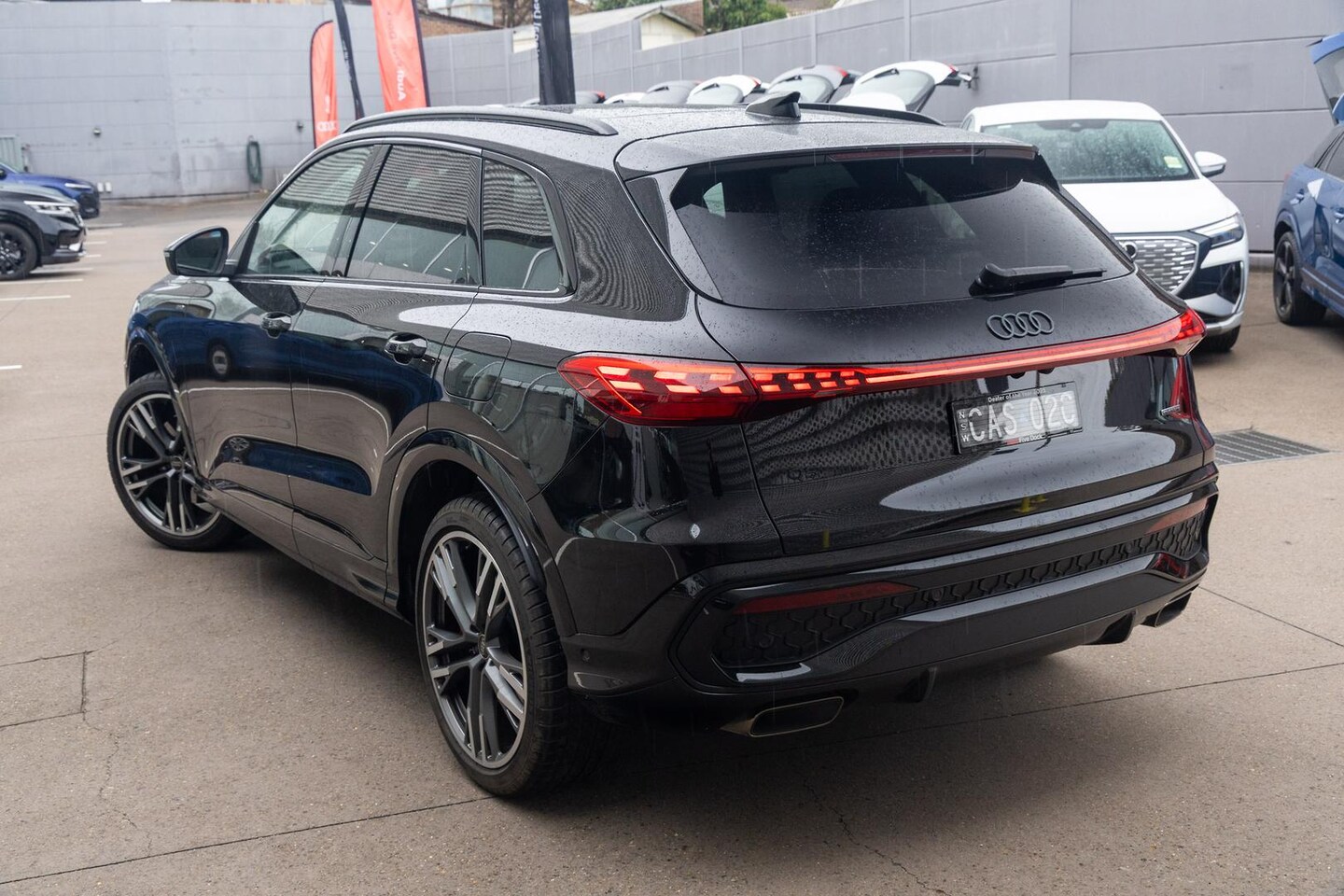 Image about Audi Q5 SUV e-hybrid quattro S tronic