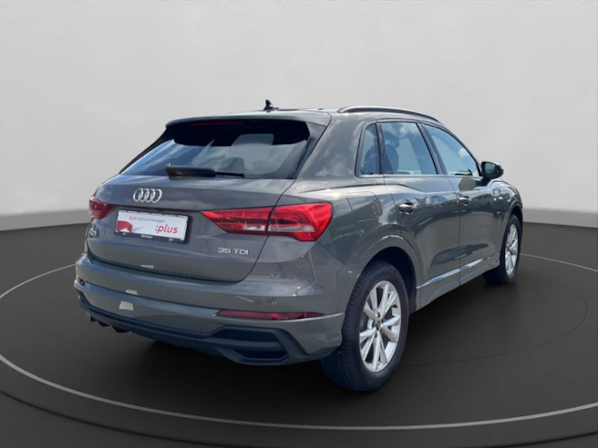 Audi Q3 SUV S line