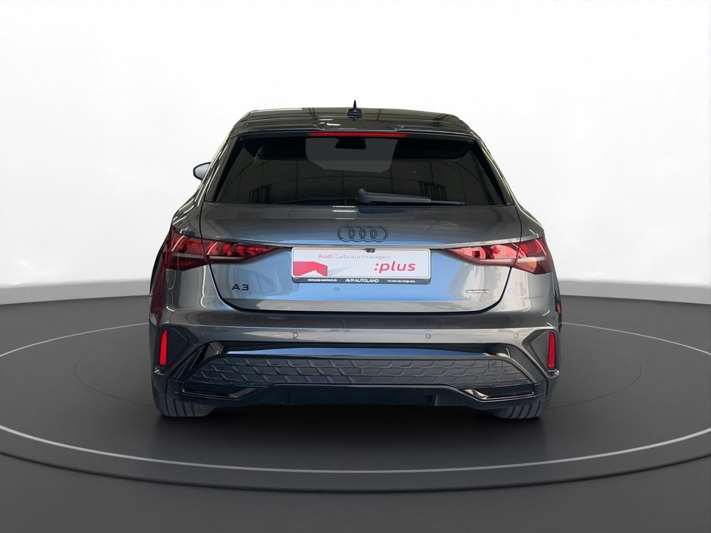 Bild über Audi A3 Sportback TFSI quattro S tronic - für weitere Informationen kontaktieren Sie den Audi Partner
