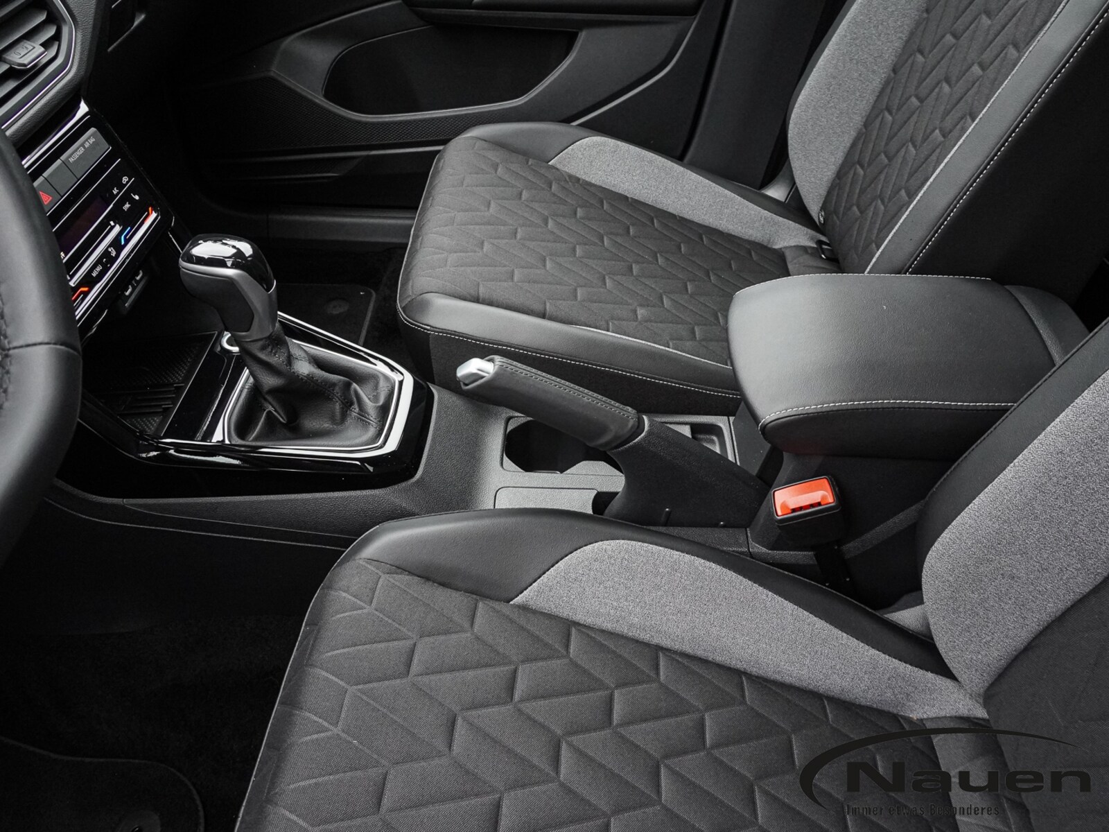 Volkswagen T-Cross – Bild 14