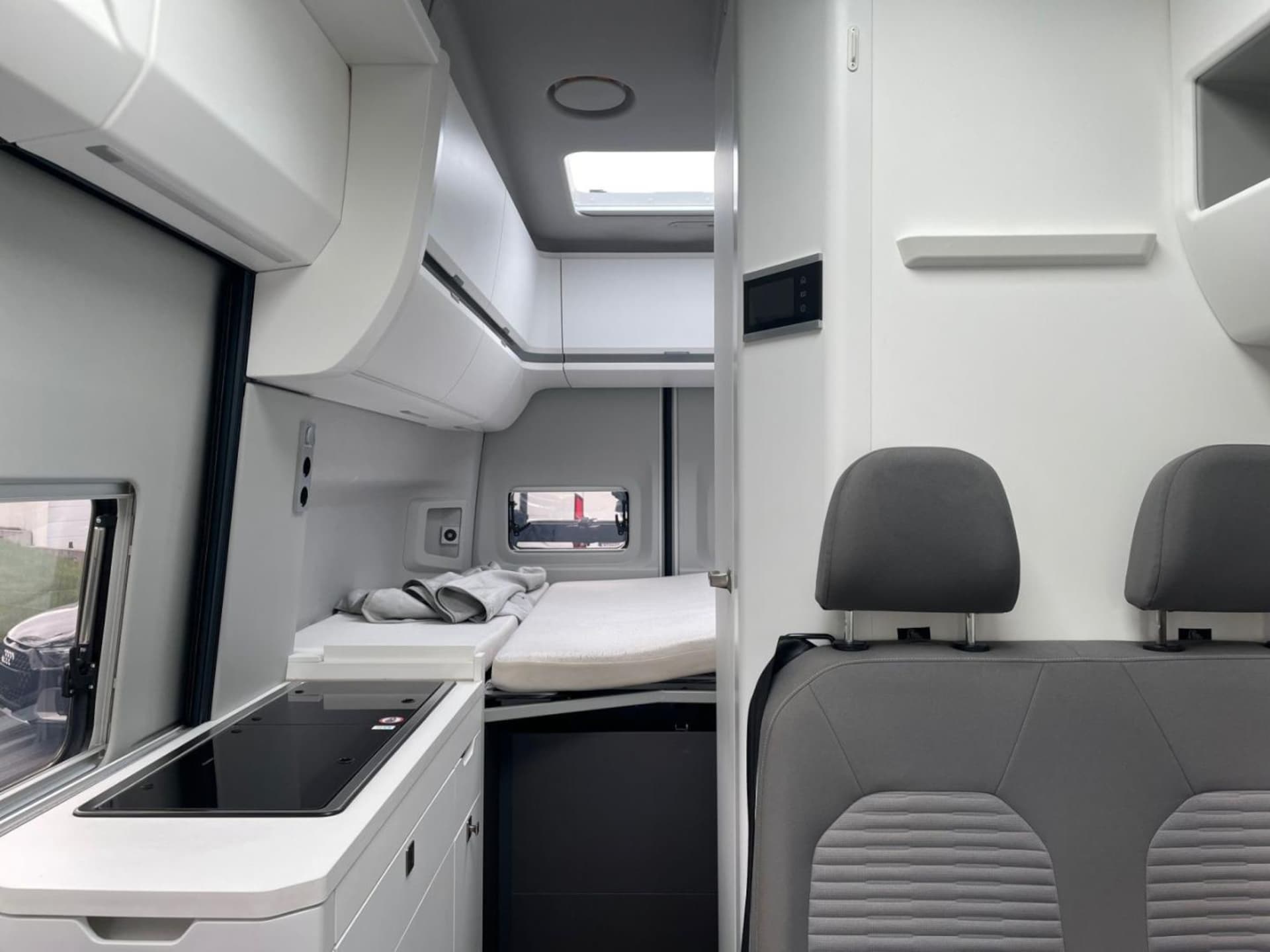 Volkswagen Grand California 600