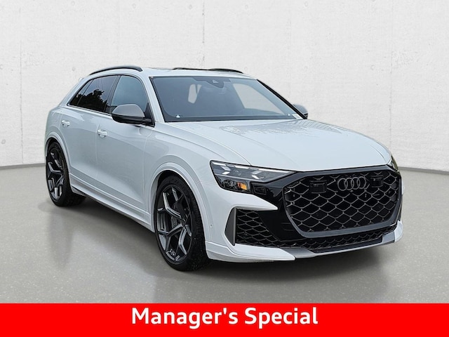 2026 Audi RS Q8 SUV performance
