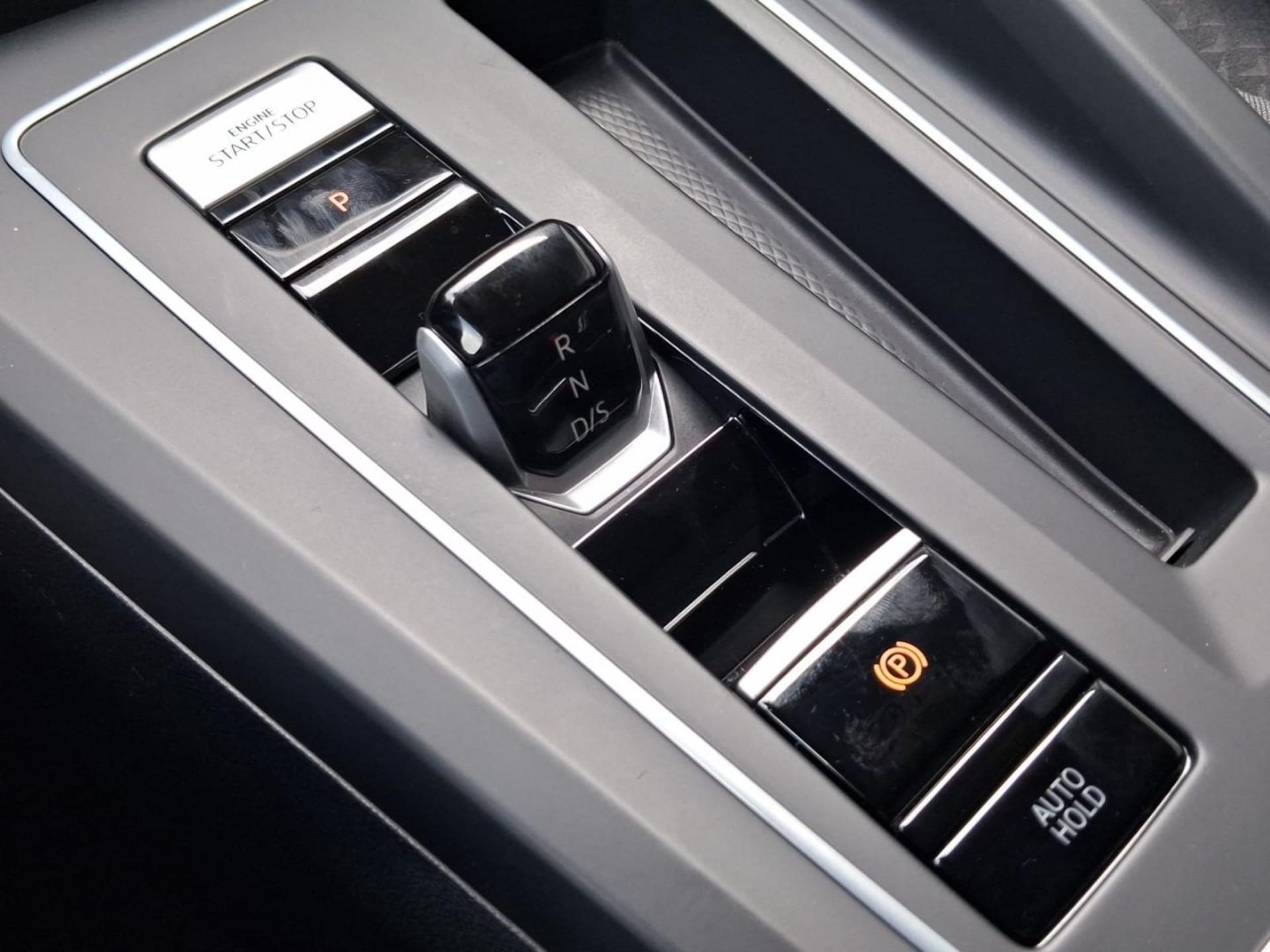 Volkswagen Golf Active