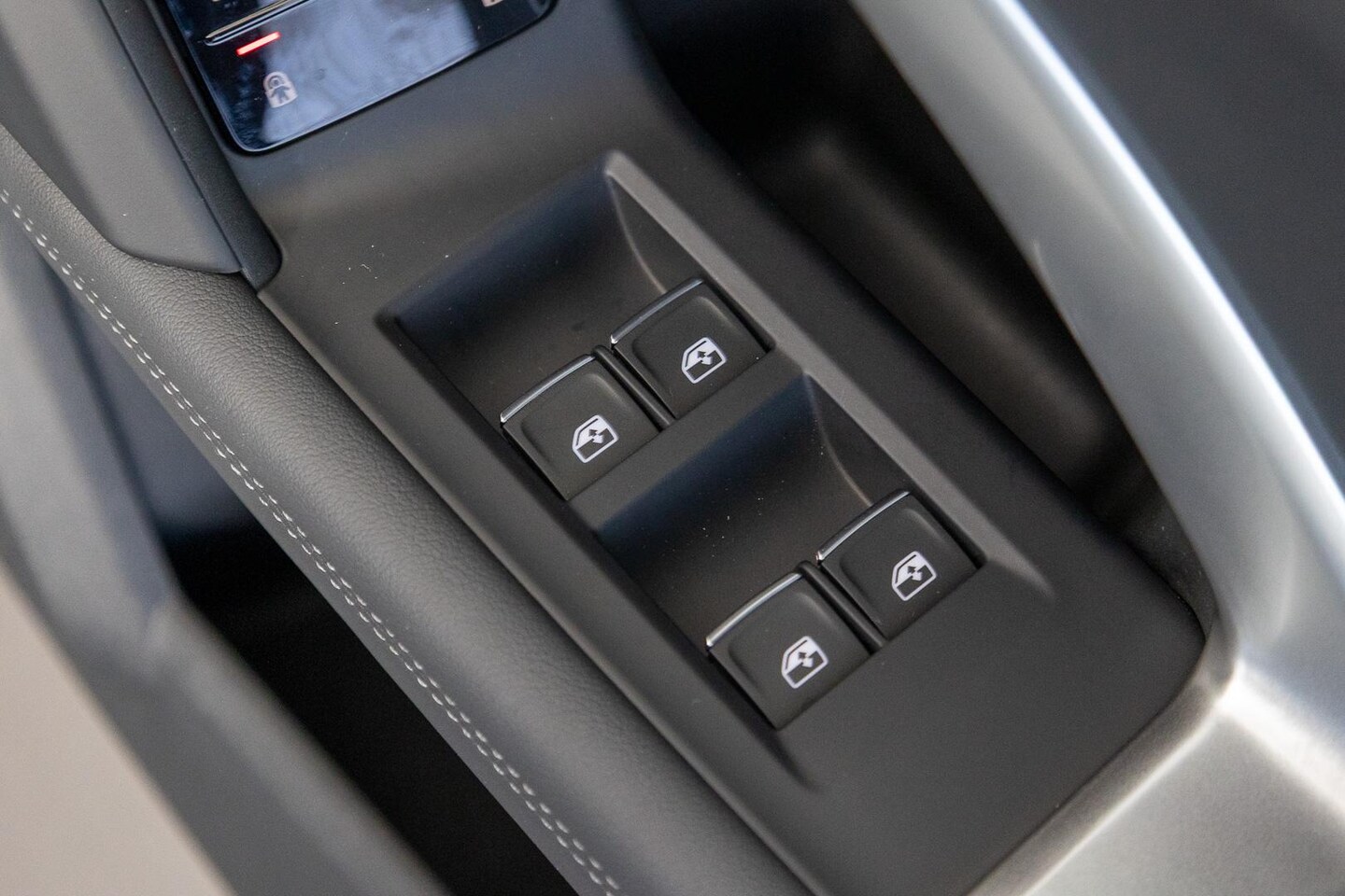 Image about Audi Q5 SUV TDI quattro 150 kW sport