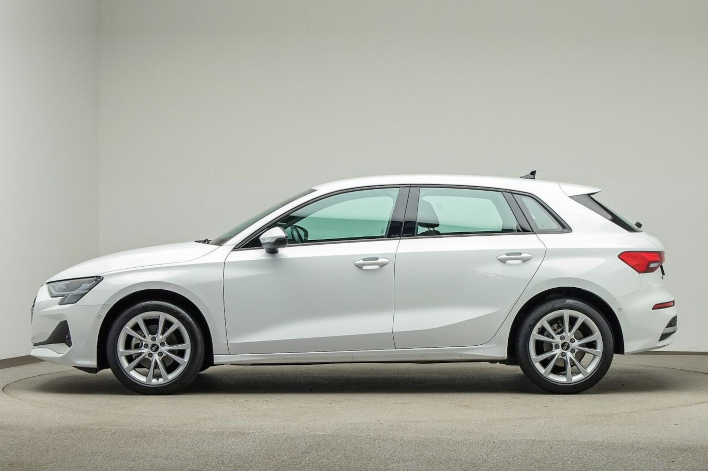 Bild über Audi A3 Sportback advanced 30 TFSI S tronic - für weitere Informationen kontaktieren Sie den Audi Partner