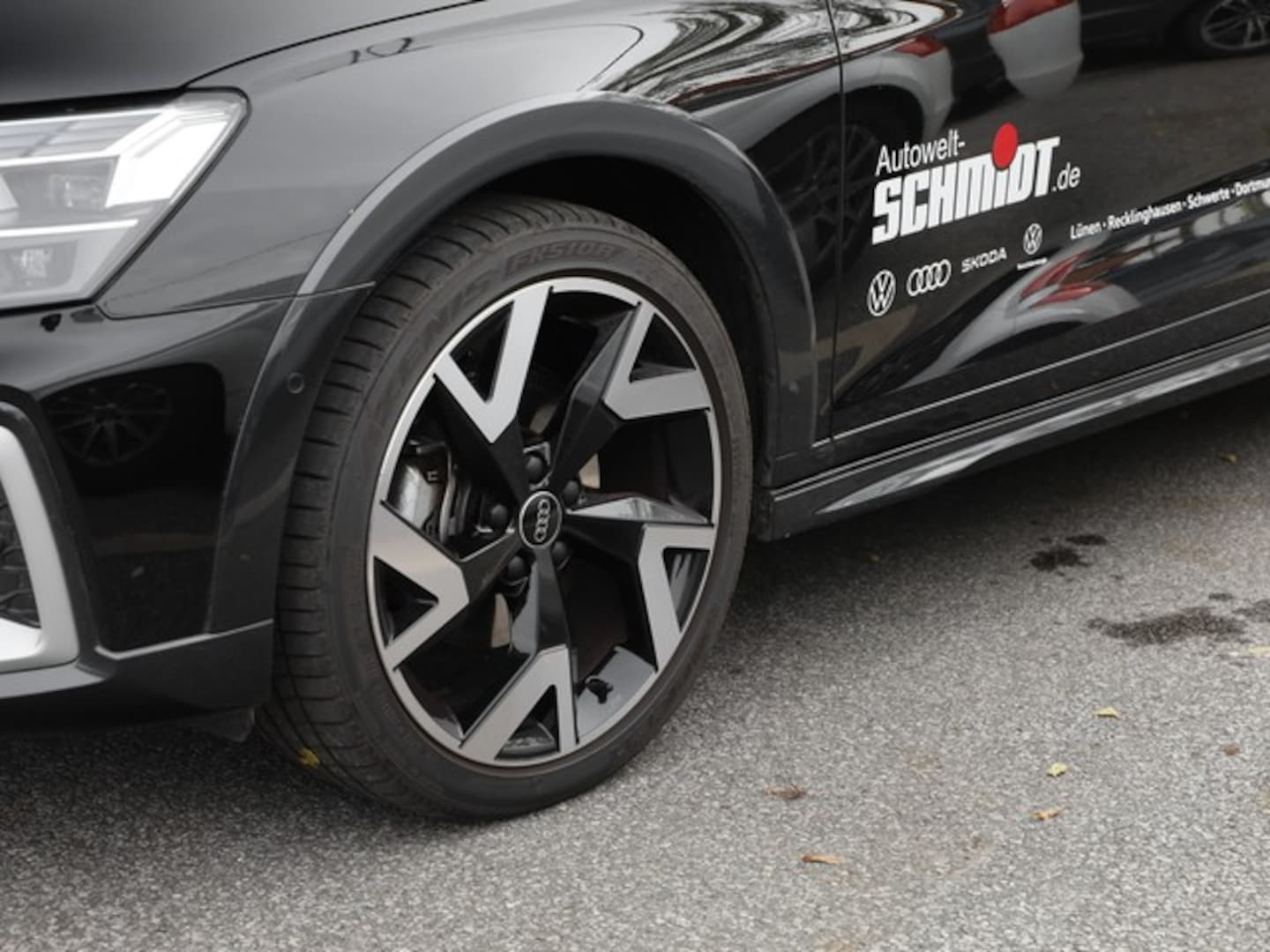 Bild über Audi A3 allstreet 35 TFSI S tronic - für weitere Informationen kontaktieren Sie den Audi Partner