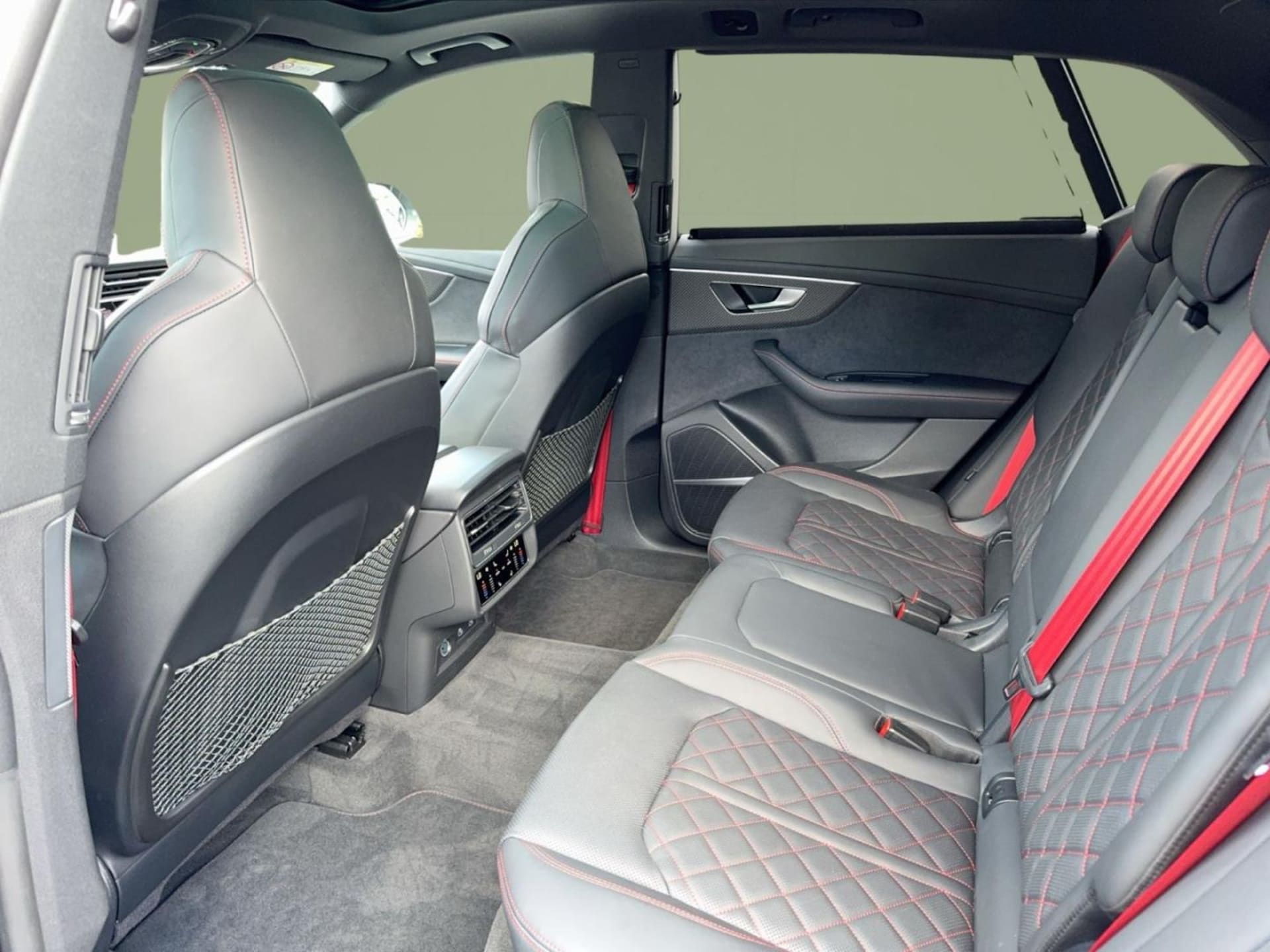 Audi SQ8 SUV