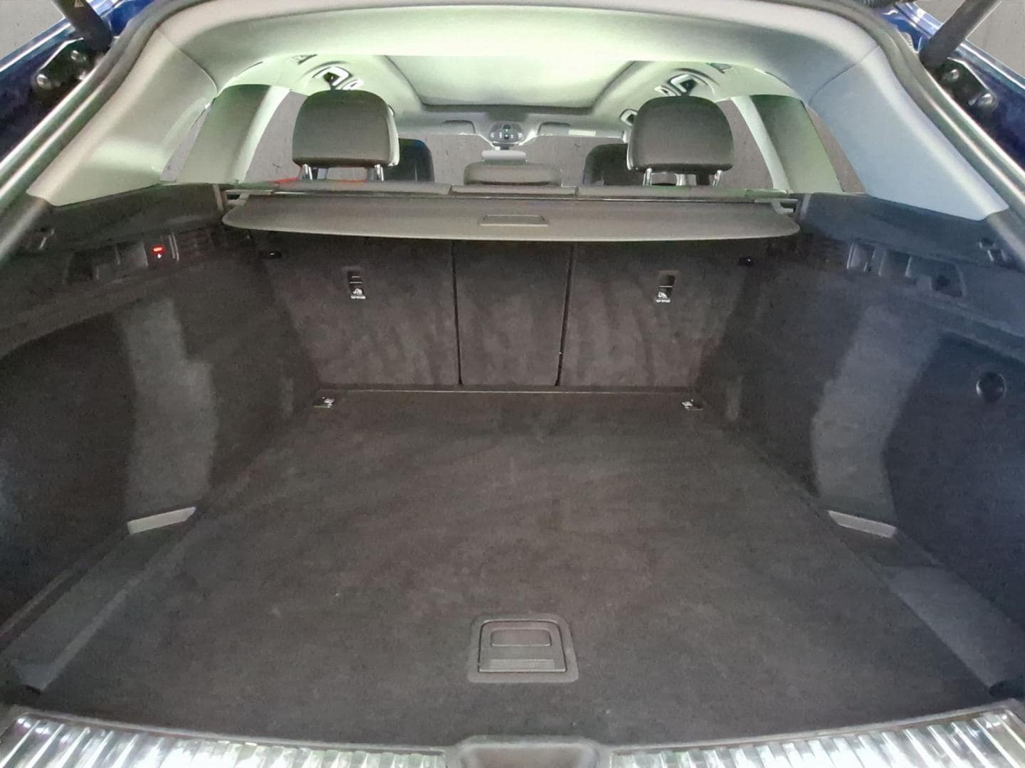 Bild über Audi Q5 SUV TDI quattro 150 kW S tronic - für weitere Informationen kontaktieren Sie den Audi Partner