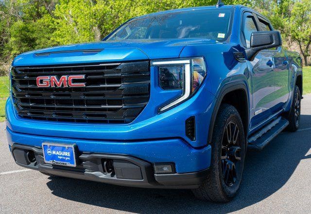 2023 GMC Sierra