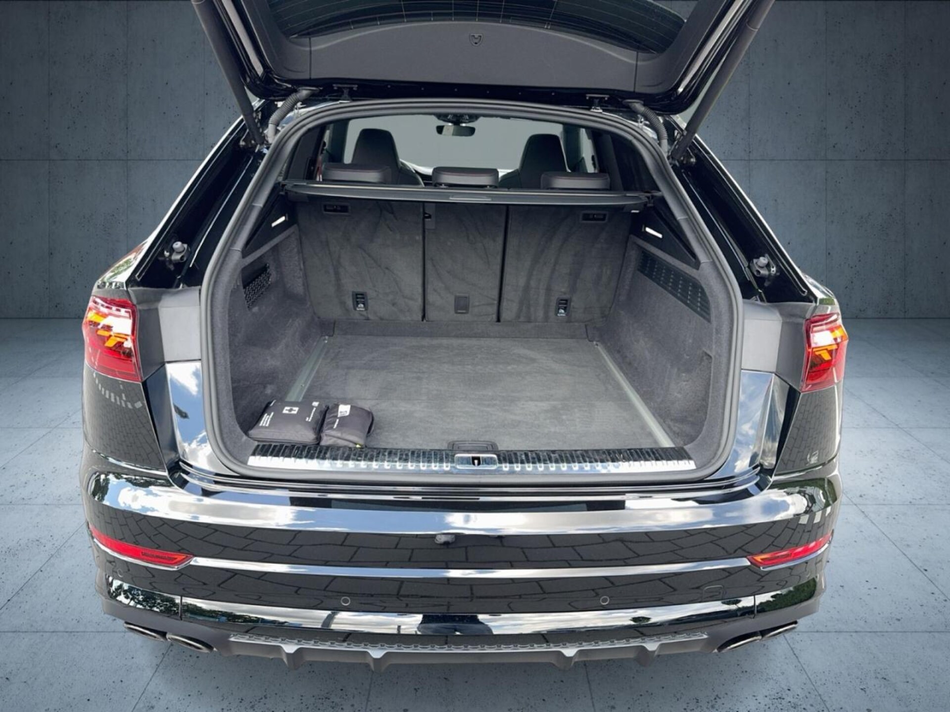 Audi SQ8 SUV