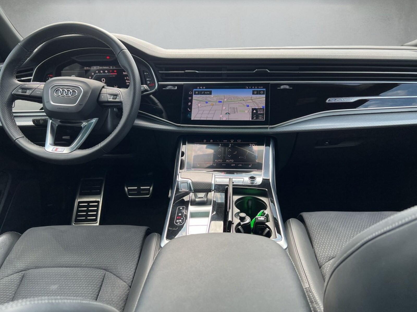 Audi SQ8 – Bild 8