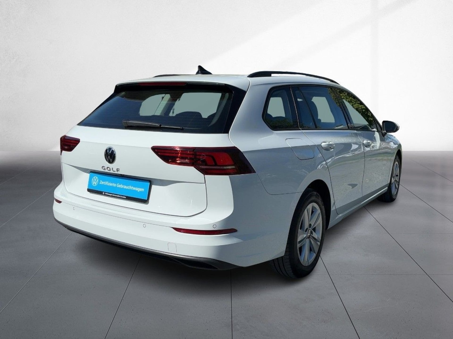 Volkswagen Golf Variant Life