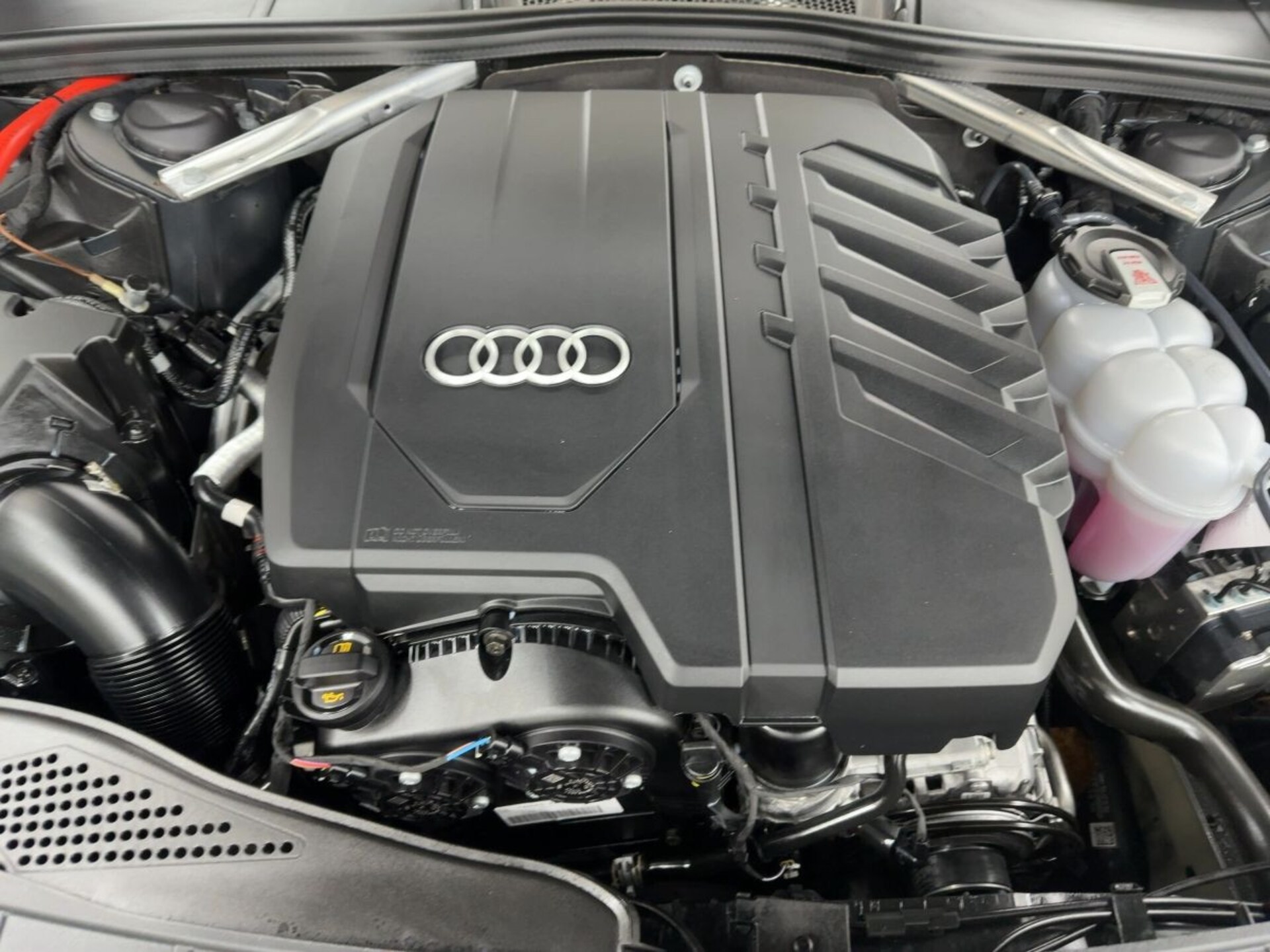 Audi A4 Avant S line