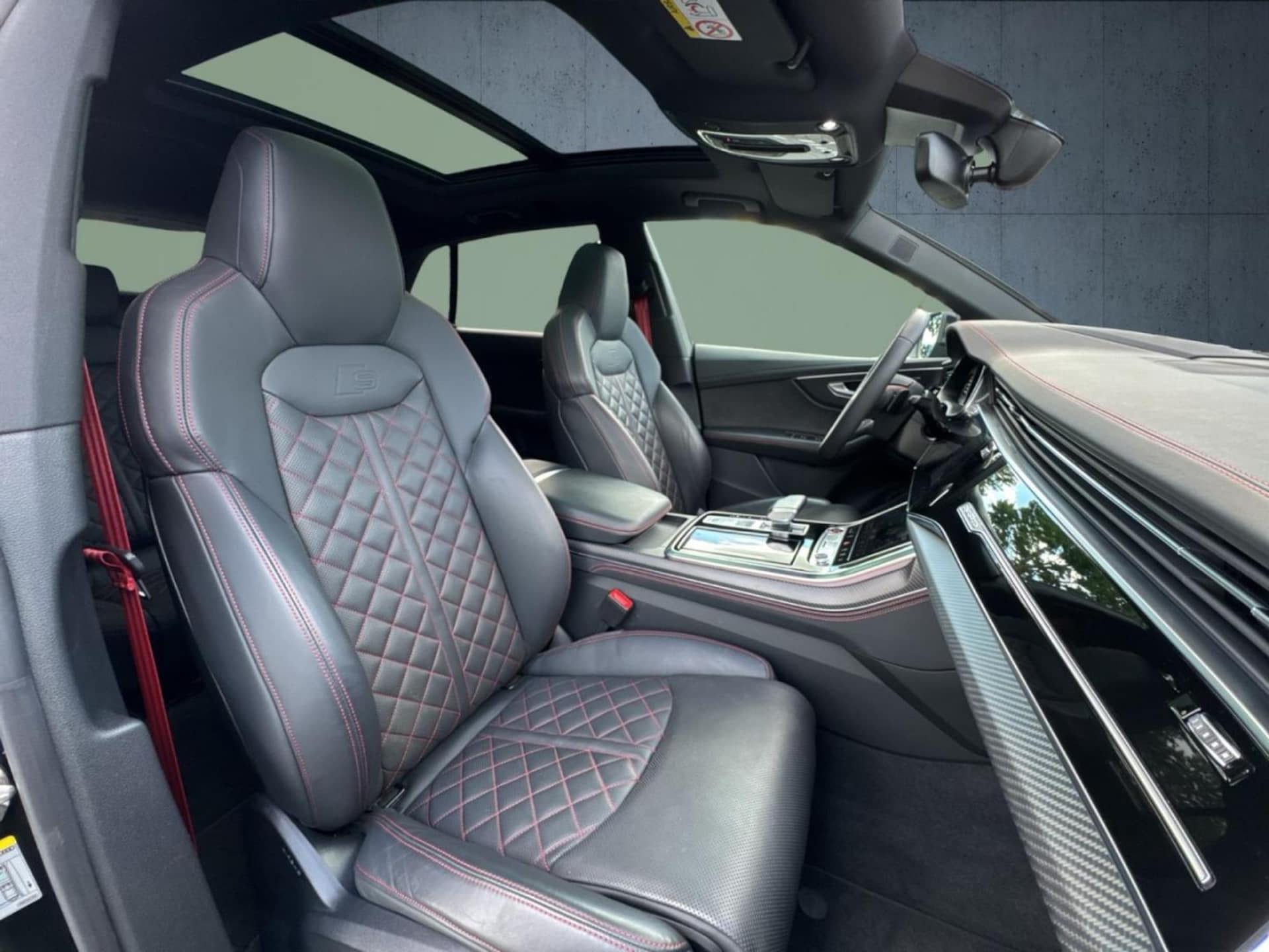 Audi SQ8 SUV