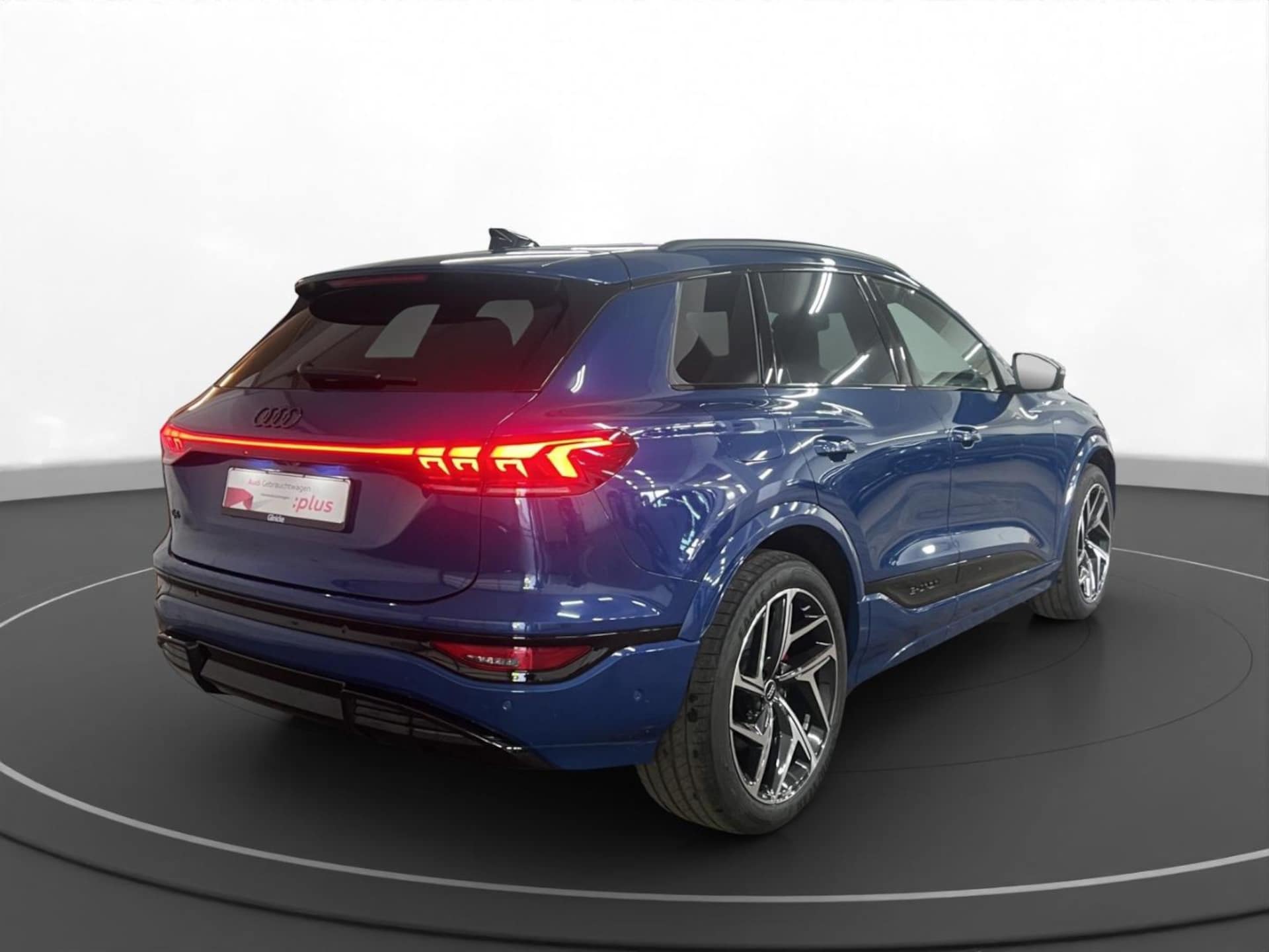 Audi Q6 SUV e-tron