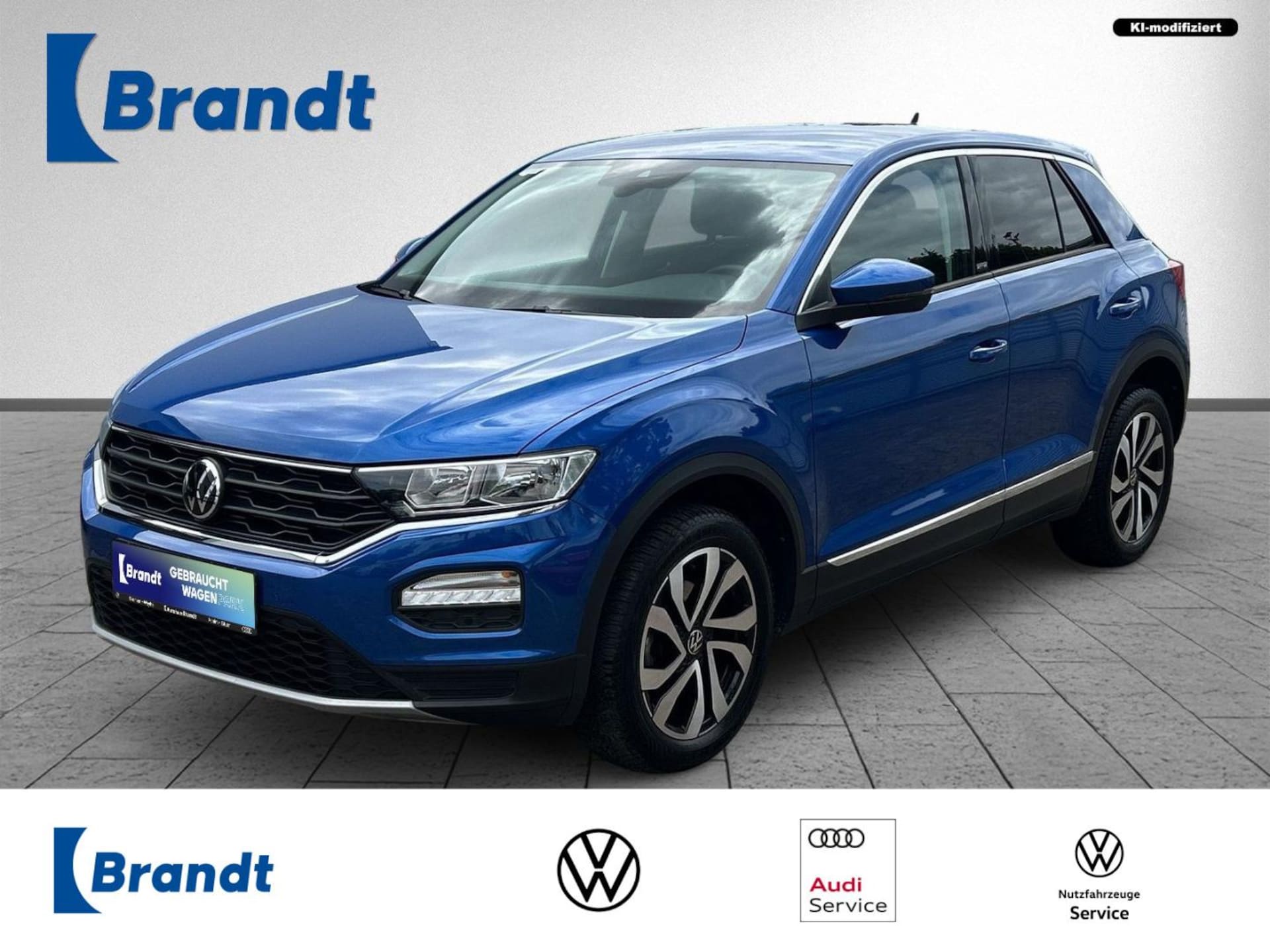 Volkswagen T-Roc 2022 — T-Roc 1.5 TSI Active DSG+NAVI+APP-CON.+EINPARKH.