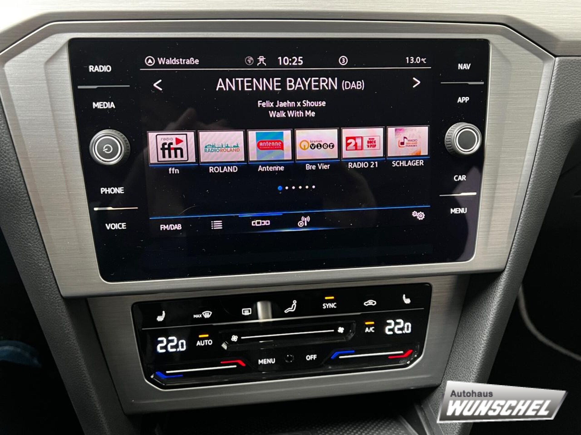 Volkswagen Passat Variant Basis-Modell