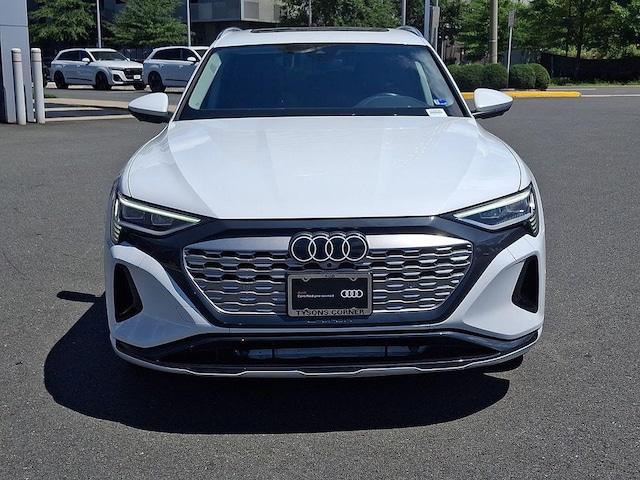 2024 Audi Q8 e-tron