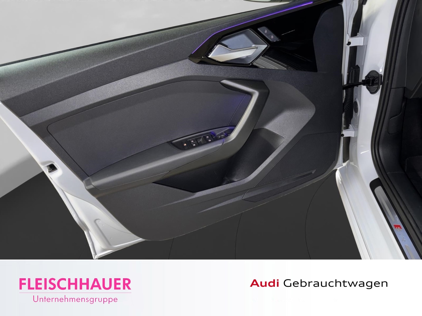 Bild über Audi A1 Sportback S line 30 TFSI S tronic - für weitere Informationen kontaktieren Sie den Audi Partner