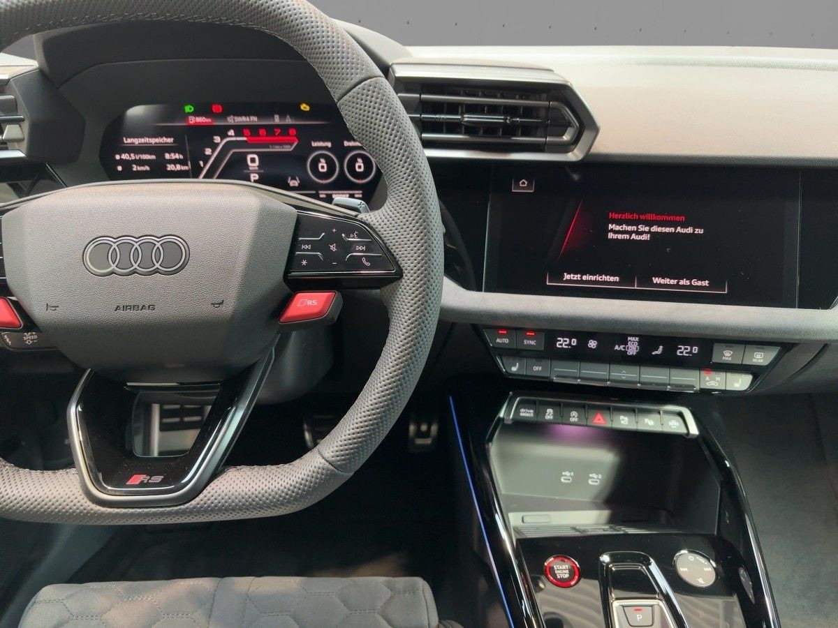 Image about Audi RS 3 Limousine TFSI quattro S tronic