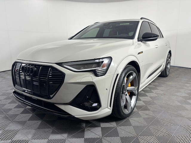 2022 Audi e-tron S