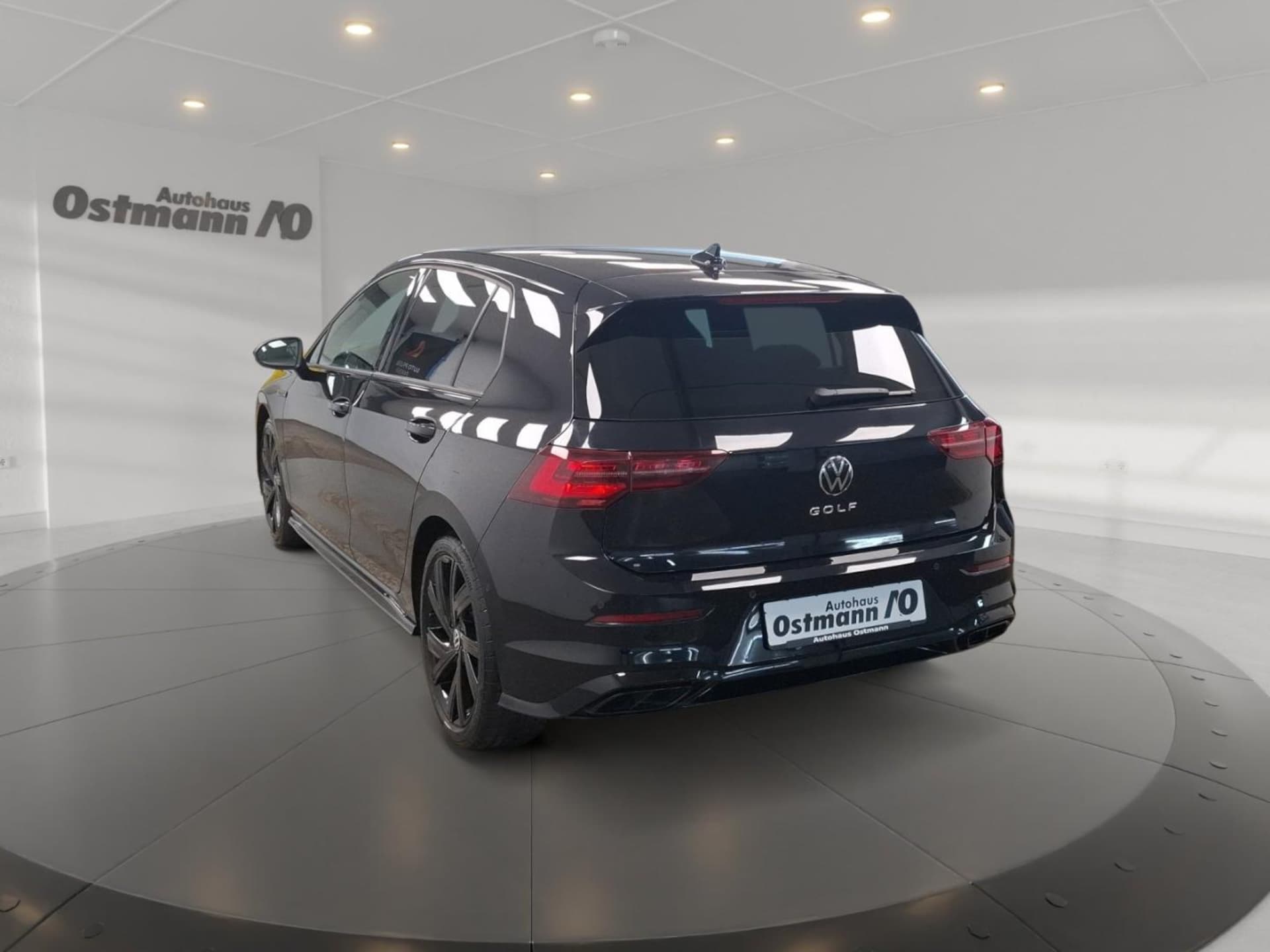 Volkswagen Golf R-Line