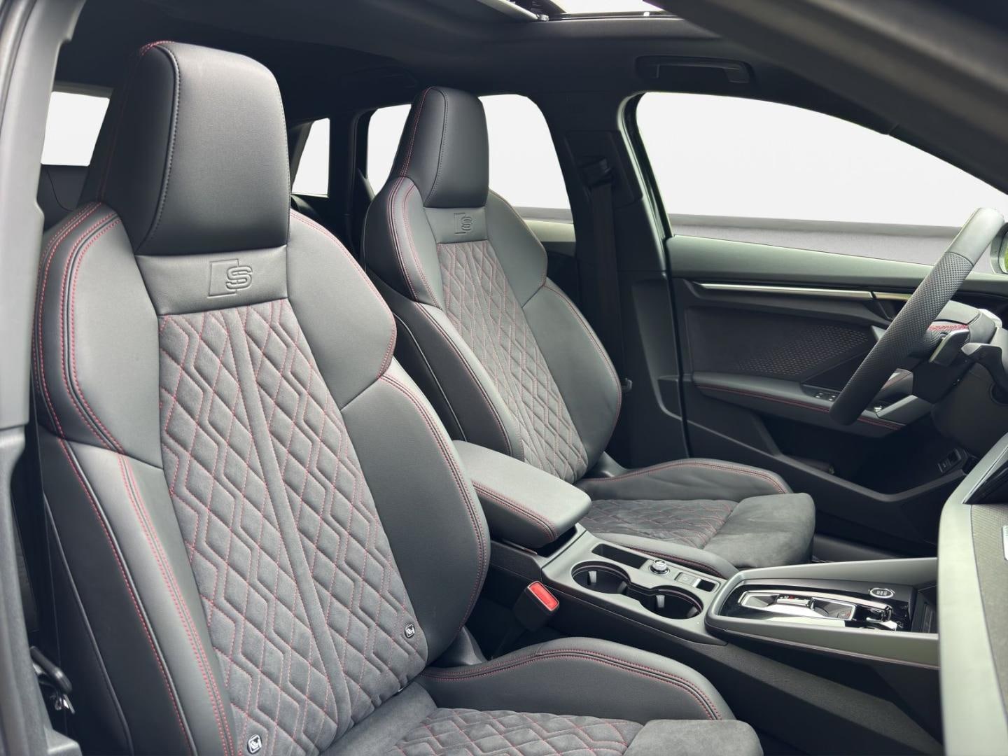 Bild über Audi A3 Sportback TFSI 110 kW S tronic - für weitere Informationen kontaktieren Sie den Audi Partner