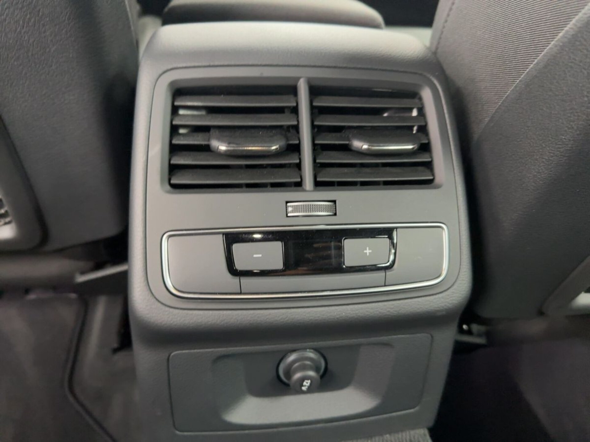 Audi A4 Avant S line