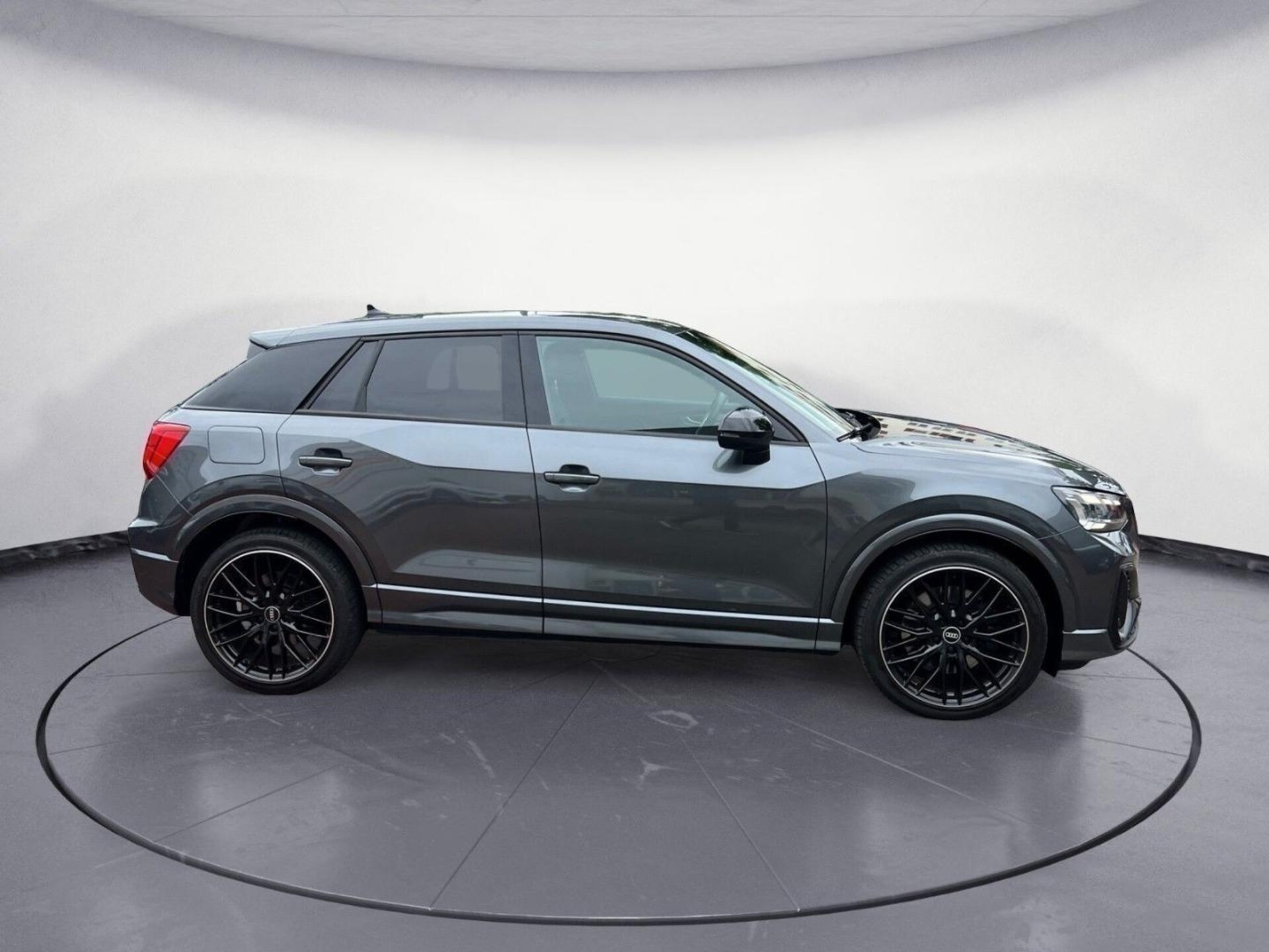 Audi SQ2