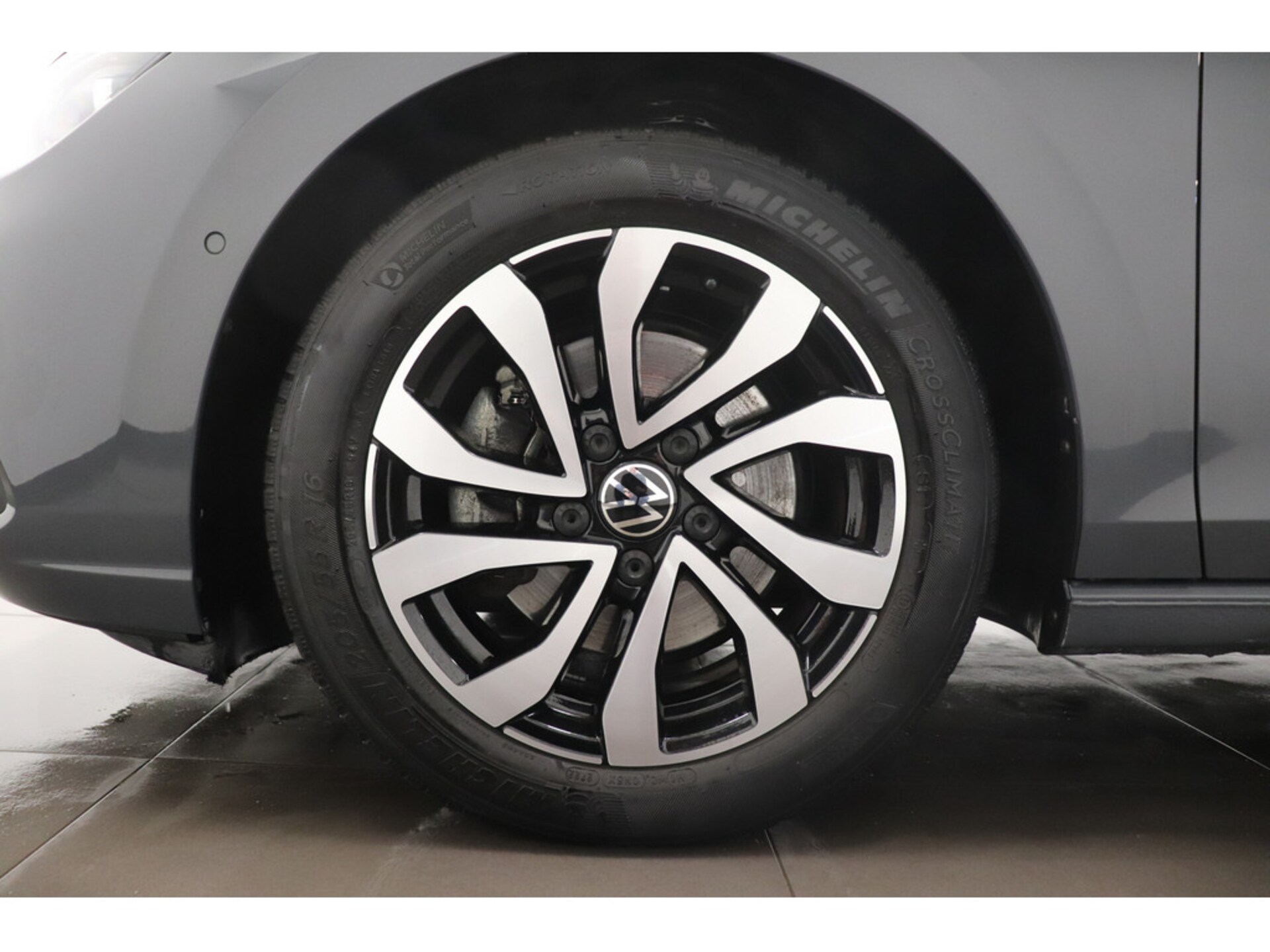 Volkswagen Golf Active
