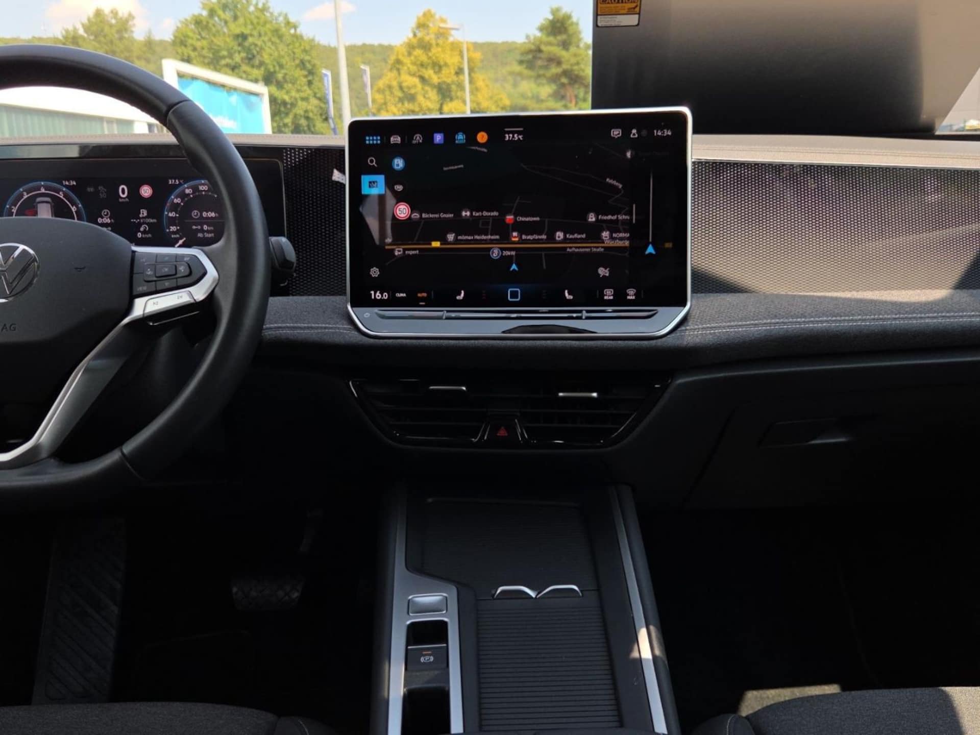 Volkswagen Passat Basis-Modell