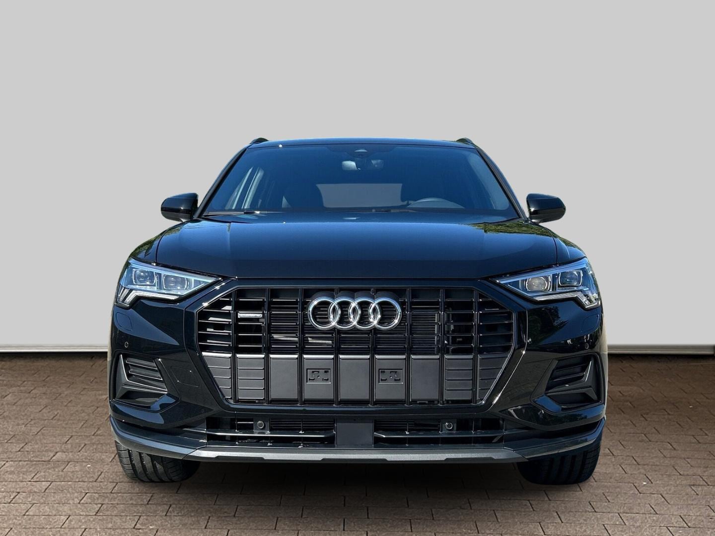 Bild über Audi Q3 TFSI quattro 140 kW S tronic - für weitere Informationen kontaktieren Sie den Audi Partner