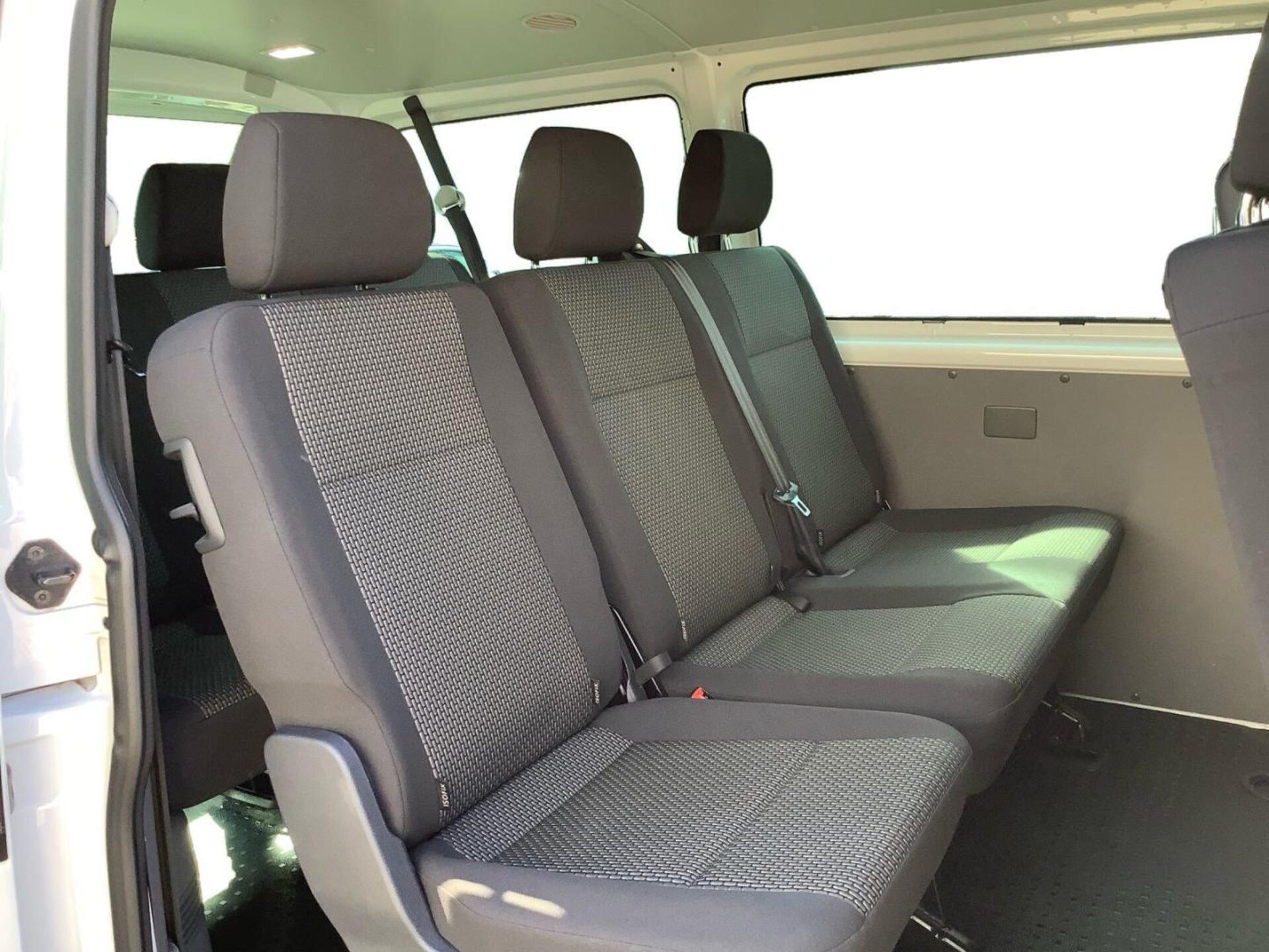 Volkswagen T6.1 Transporter Kombi kurzer Radstand