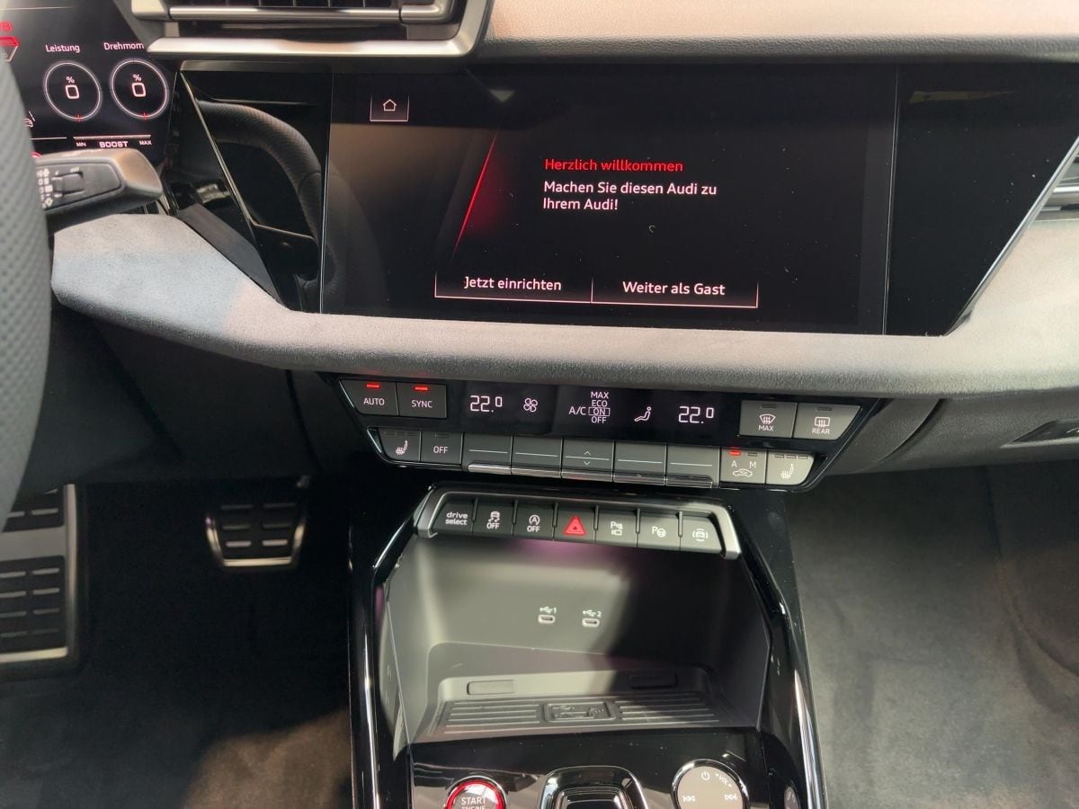 Image about Audi RS 3 Limousine TFSI quattro S tronic