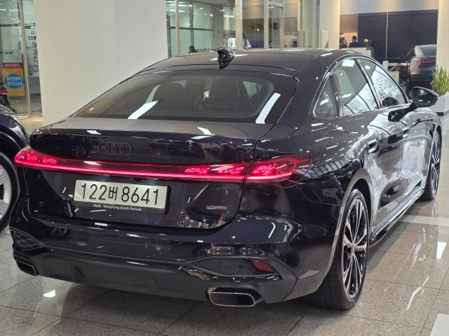 Audi A5 TFSI quattro S line Black Edition 150 kWS tronic 3