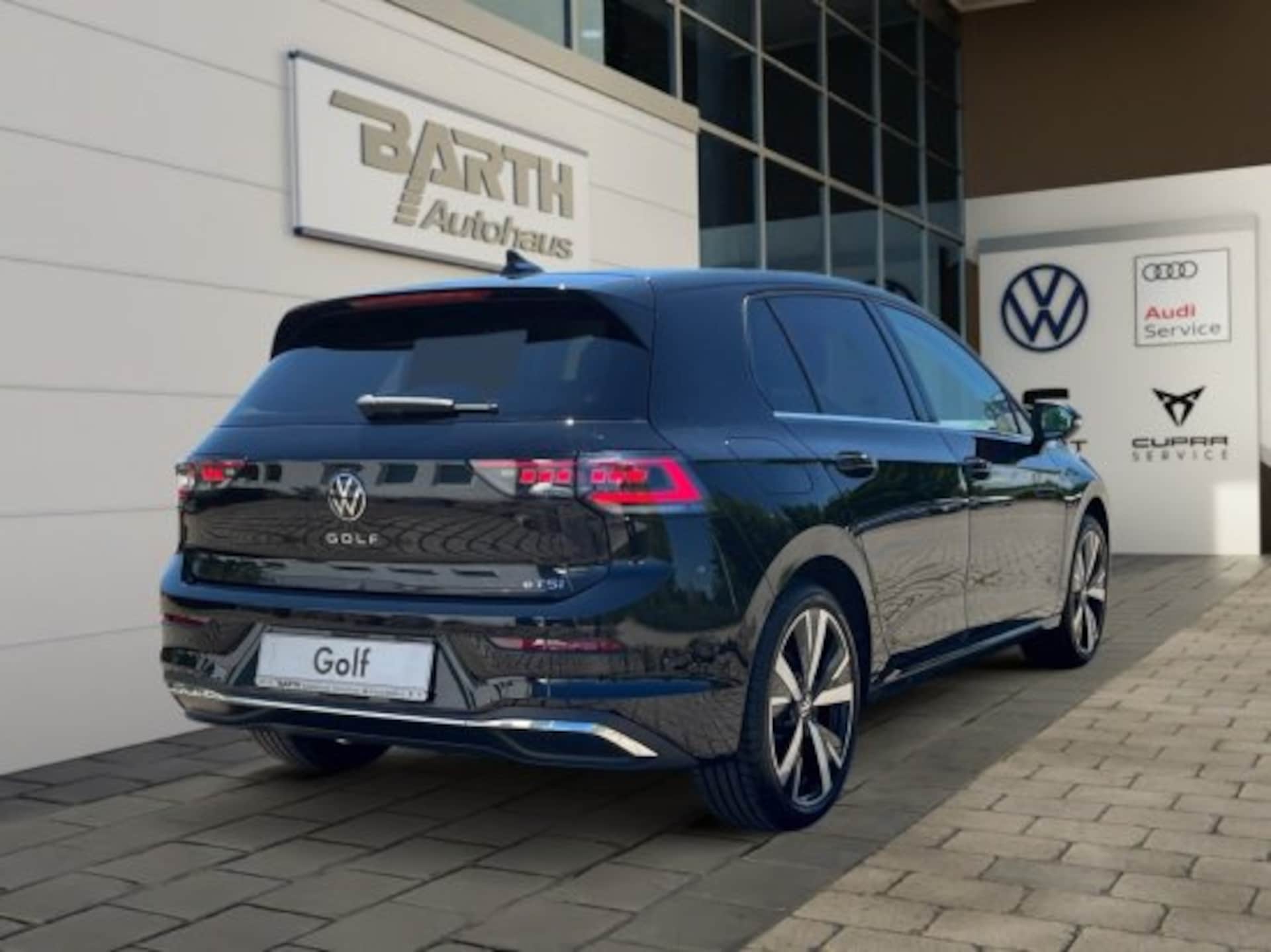 Volkswagen Golf Style