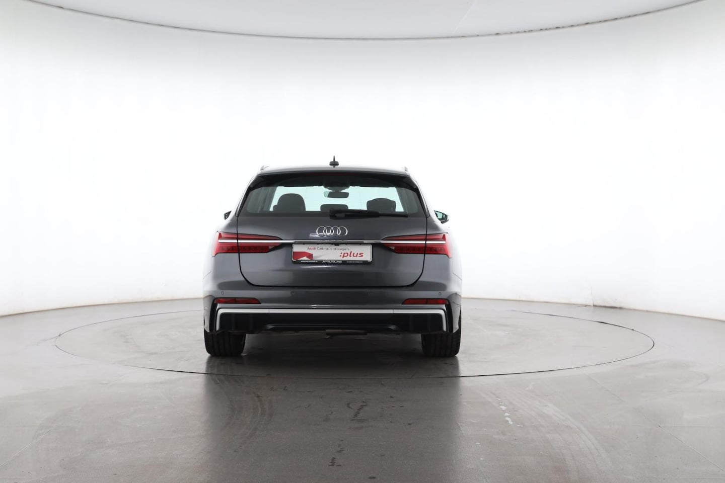 Bild über Audi S6 Avant TDI quattro tiptronic - für weitere Informationen kontaktieren Sie den Audi Partner