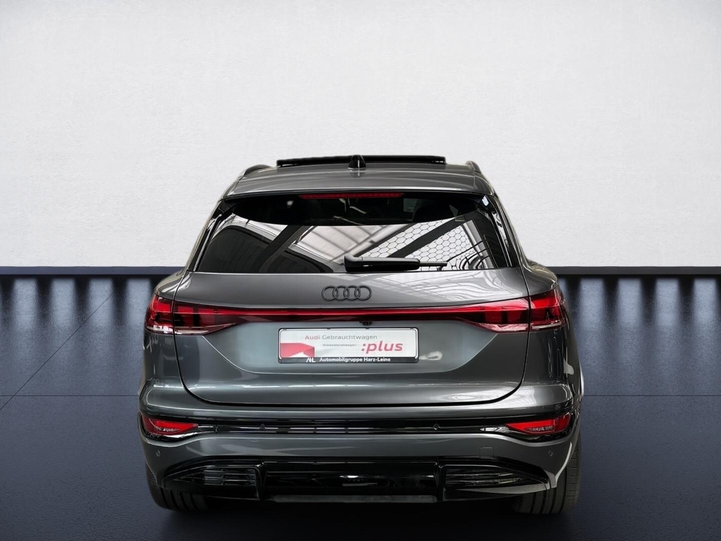 Bild über Audi Q6 SUV e-tron e-tron performance - für weitere Informationen kontaktieren Sie den Audi Partner