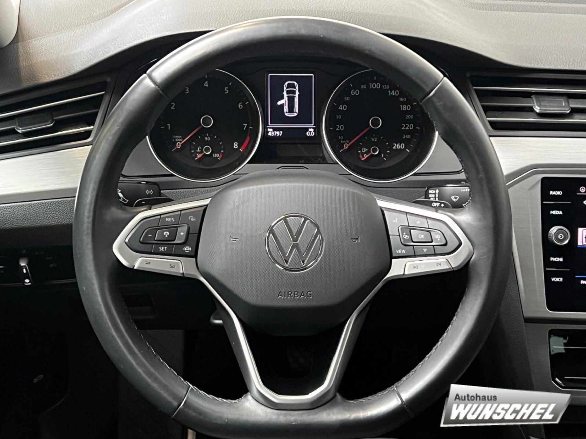 Volkswagen Passat Variant Basis-Modell