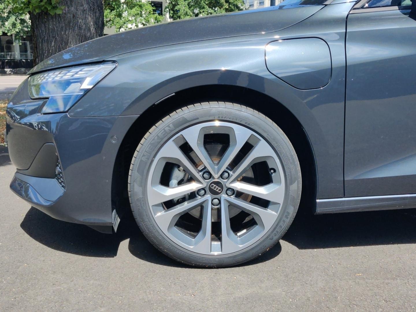 Bild über Audi A3 Sportback TFSI e 40 TFSI e S tronic - für weitere Informationen kontaktieren Sie den Audi Partner