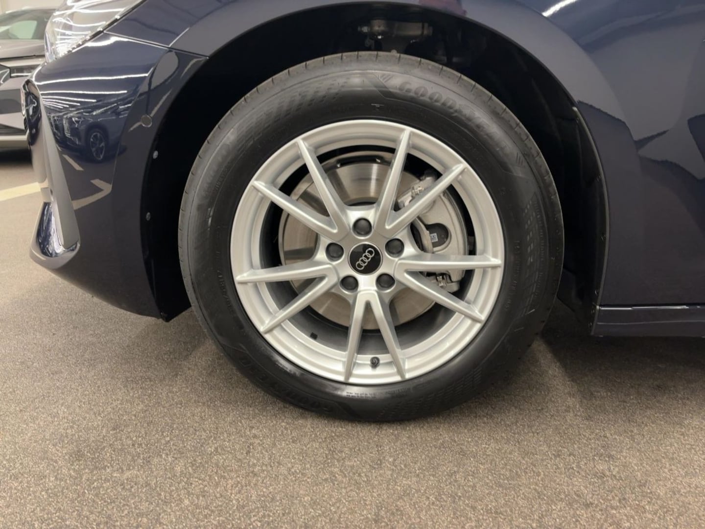 Bild über Audi A5 Avant TFSI 110 kW S tronic - für weitere Informationen kontaktieren Sie den Audi Partner