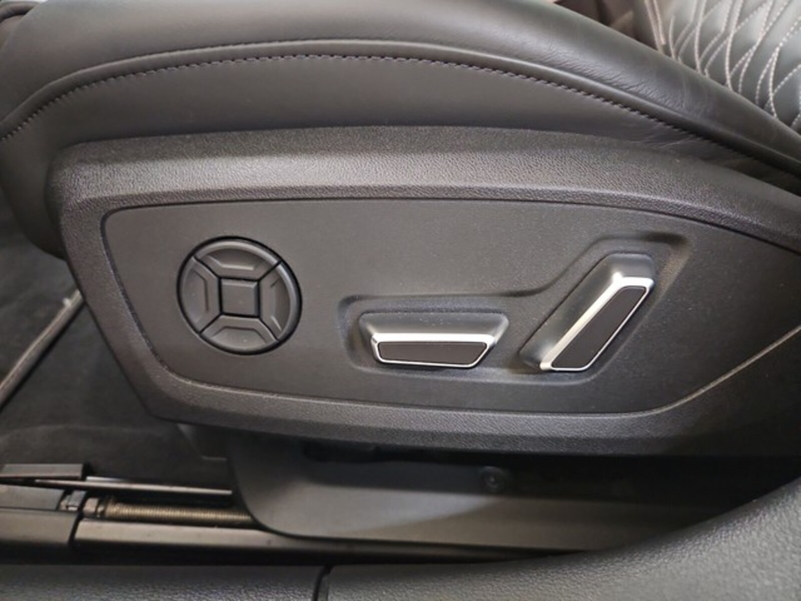 Audi S6 Avant – Bild 6