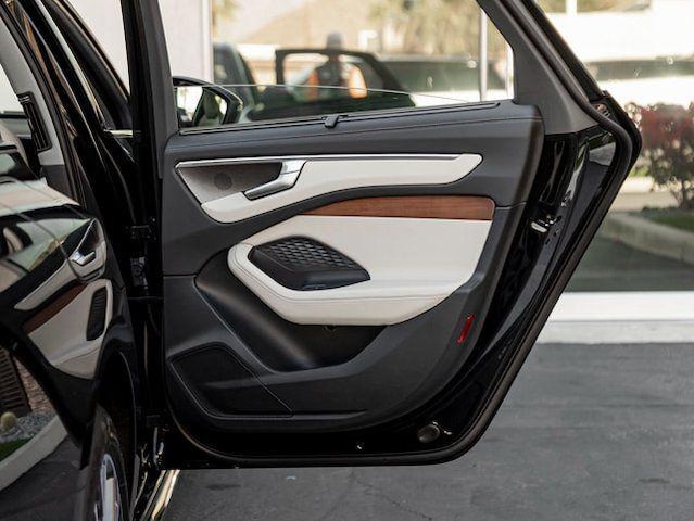 2026 Audi A6 Premium Plus - Photo 22
