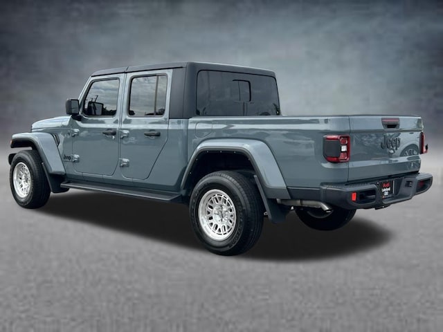2024 Jeep Gladiator
