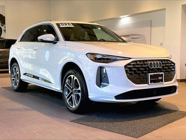 Photo of 2025 Audi Q5