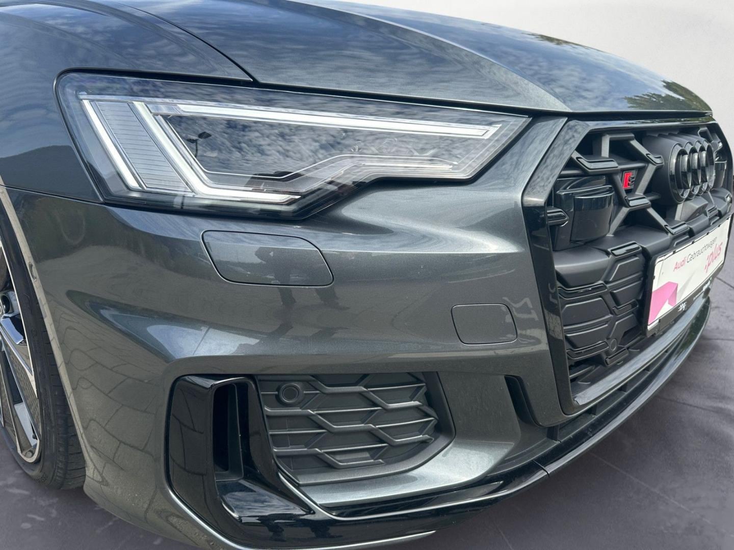 Bild über Audi S6 Avant TDI quattro tiptronic - für weitere Informationen kontaktieren Sie den Audi Partner