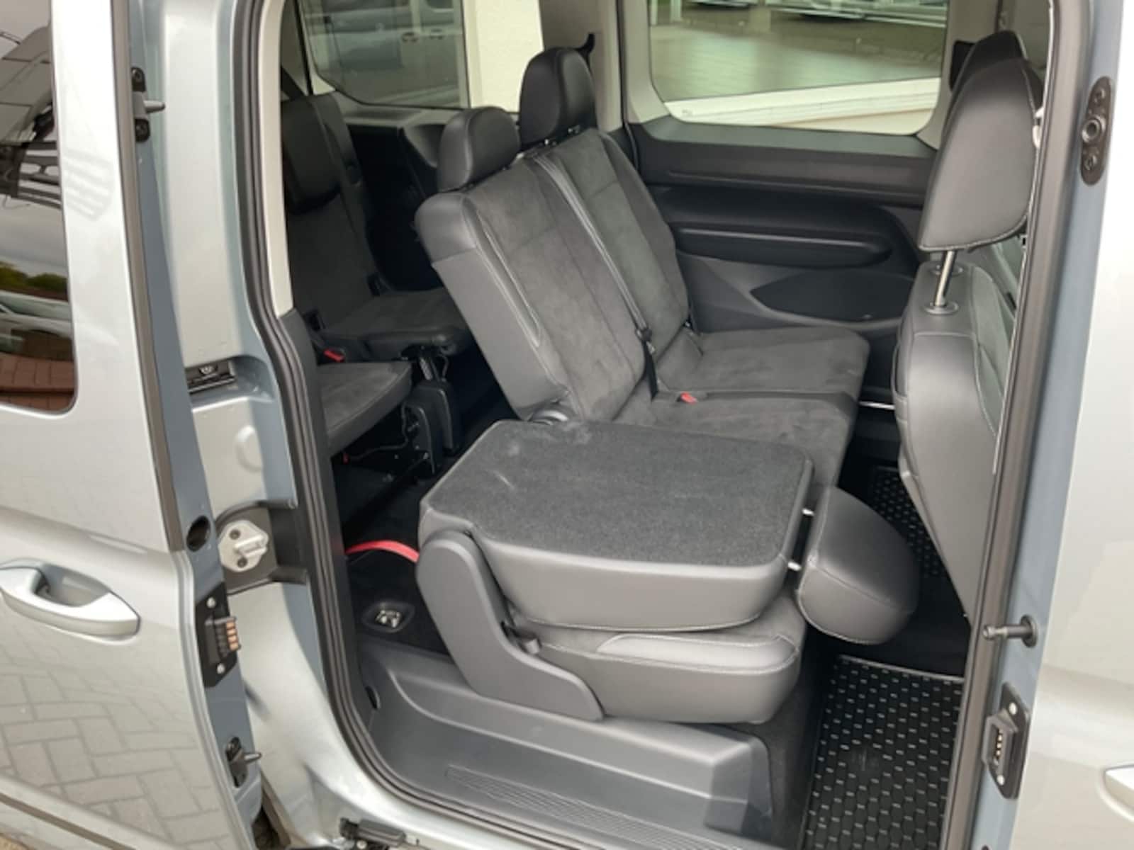 Volkswagen Caddy Maxi – Bild 16