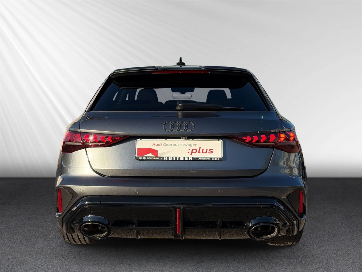 Bild über Audi RS 3 Sportback TFSI quattro 294 kW S tronic - für weitere Informationen kontaktieren Sie den Audi Partner