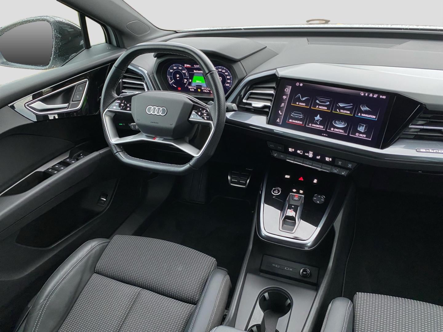 Bild über Audi Q4 e-tron 50 e-tron quattro - für weitere Informationen kontaktieren Sie den Audi Partner