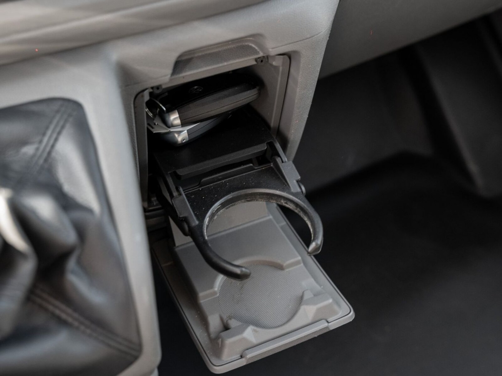Volkswagen Transporter Kasten kurzer Radstand – Bild 17